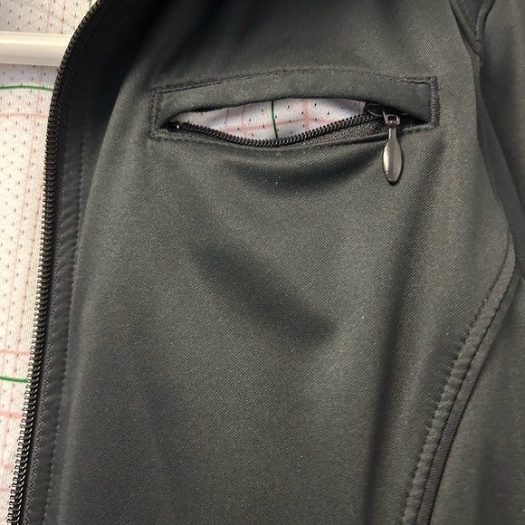 Ladies Nike Jacket - Picture 8 of 8